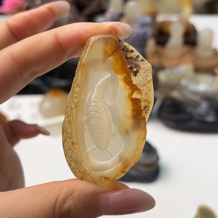 玛瑙/玉髓颈饰未镶嵌
