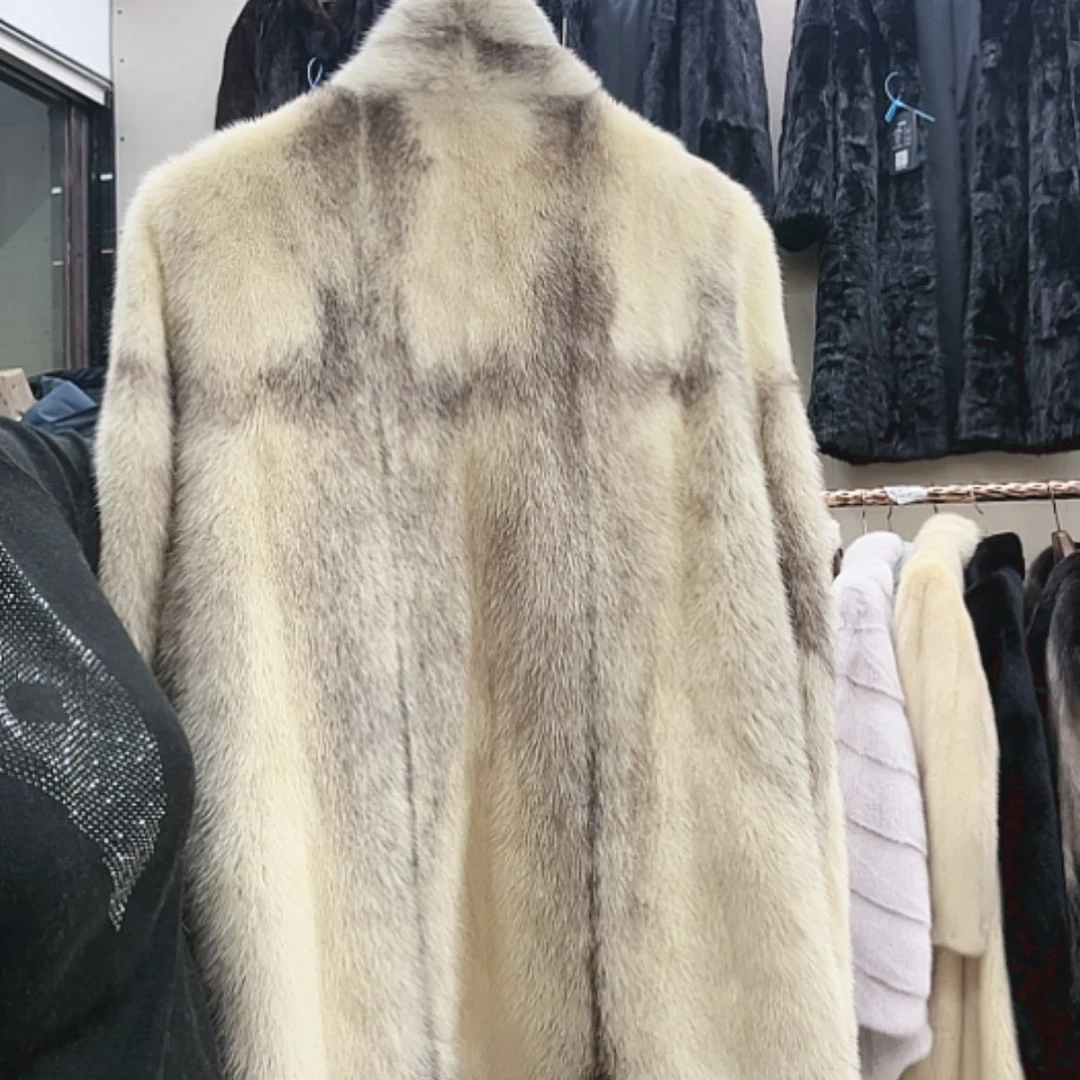 【闪购商品】?**糖米色十字貂