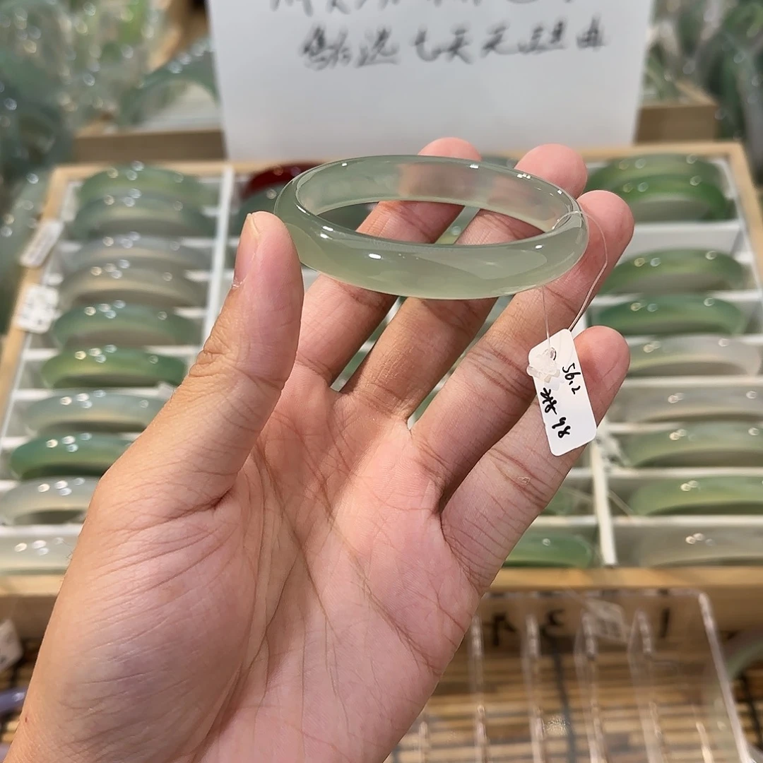 玛瑙/玉髓未镶嵌手镯圈口56.2