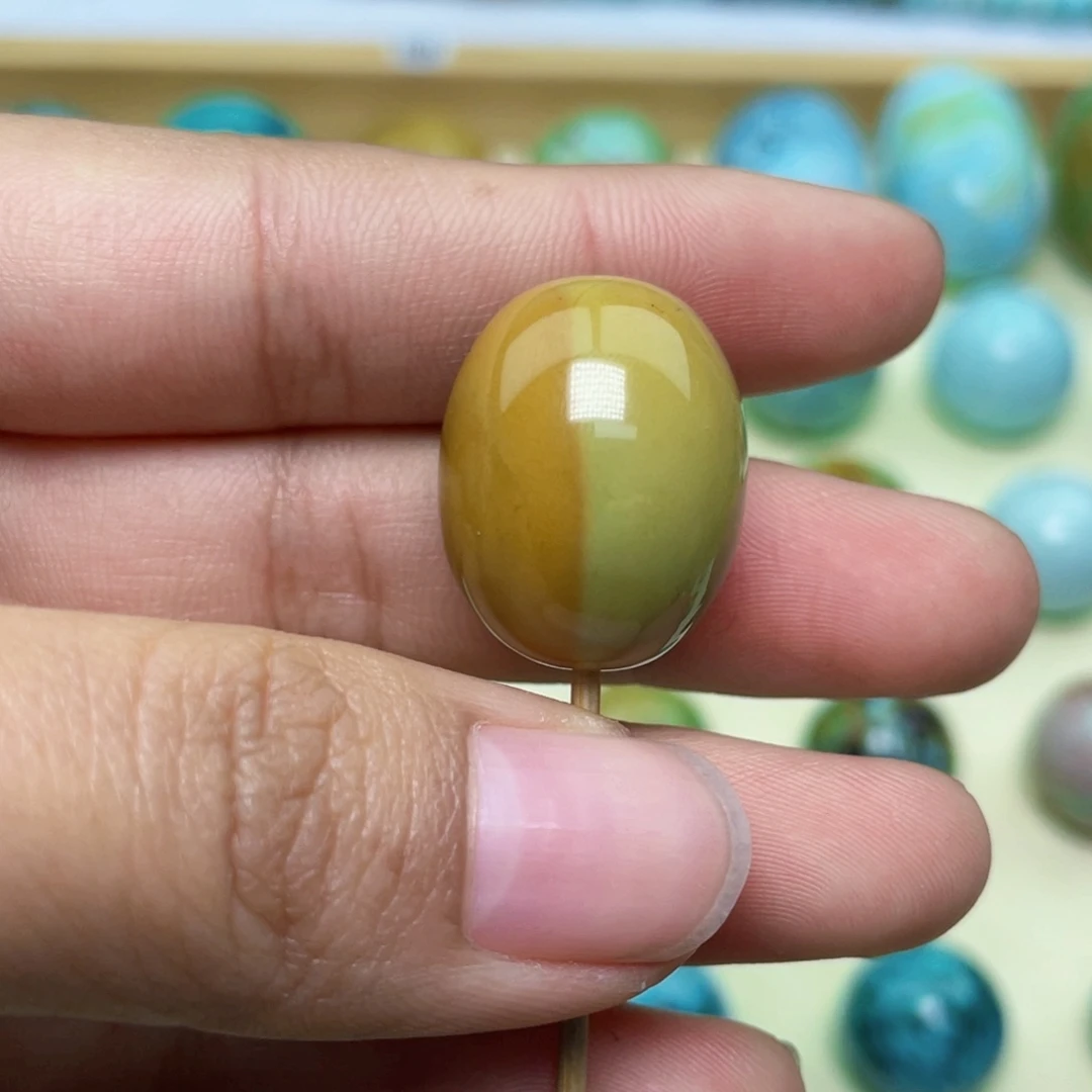 绿松石未镶嵌绿松石