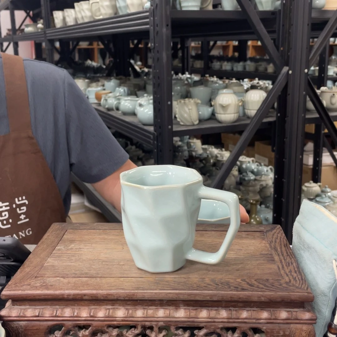 瓷片天青水立方杯