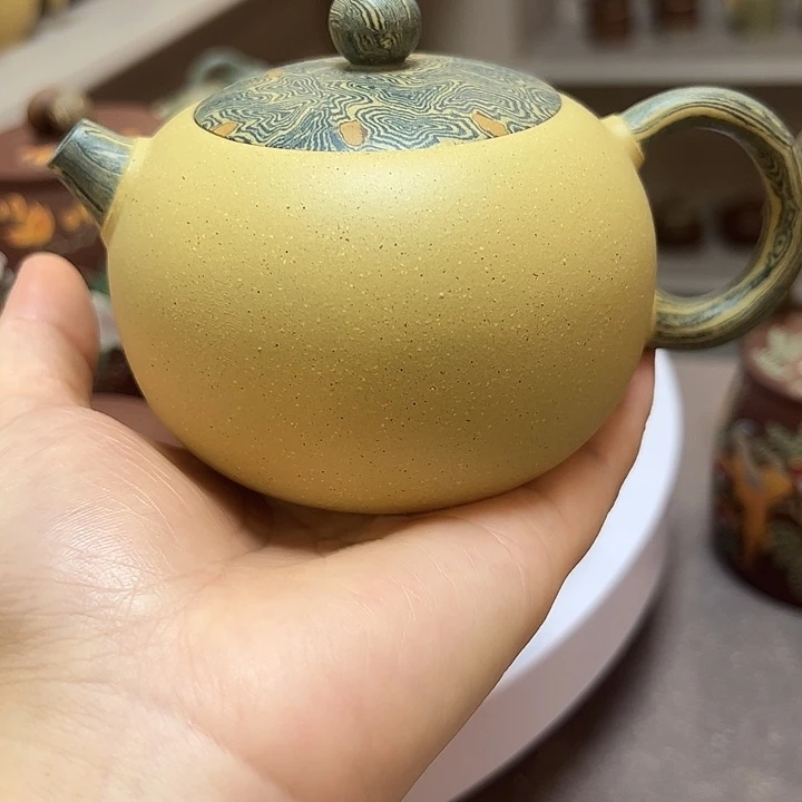 紫砂茶壶绞泥西施壶