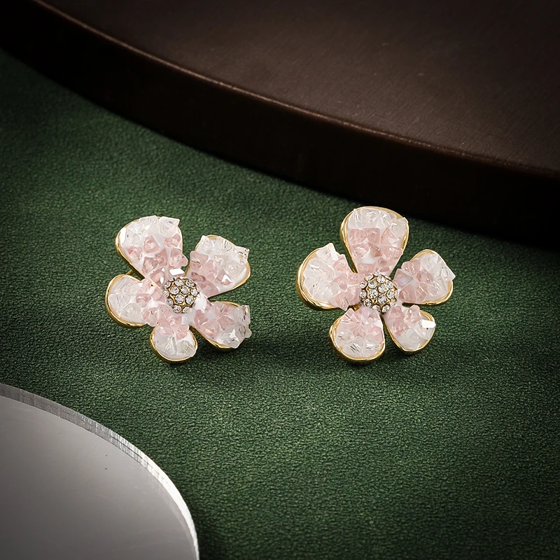 欧阳琴 合金合成锆石耳饰 OuQ镀k金小众花朵耳钉首饰女款YE1905