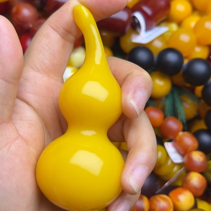 琥珀未镶嵌手链蜜蜡
