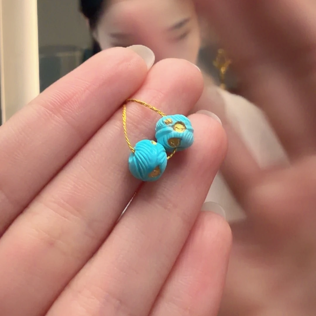 绿松石未镶嵌颈饰