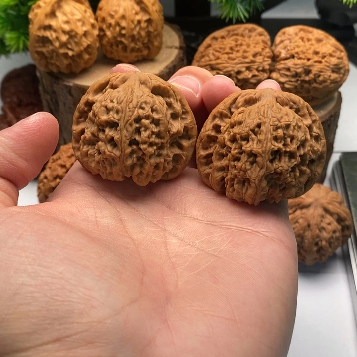 文玩核桃把件43全品南疆石