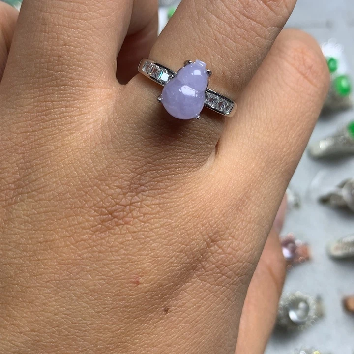 翡翠未镶嵌戒指银托镶嵌，可直接佩戴