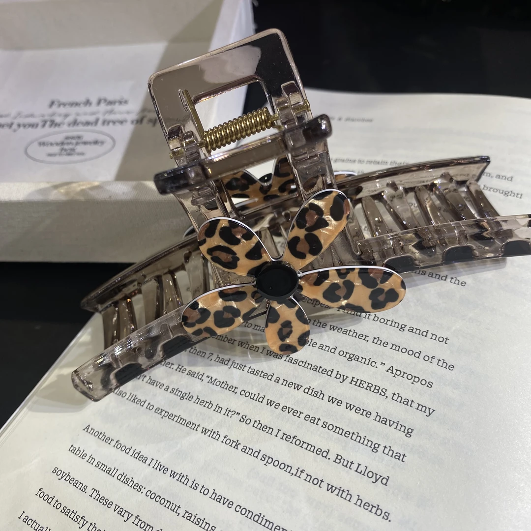 13公分豹纹花朵抓夹透色 4533