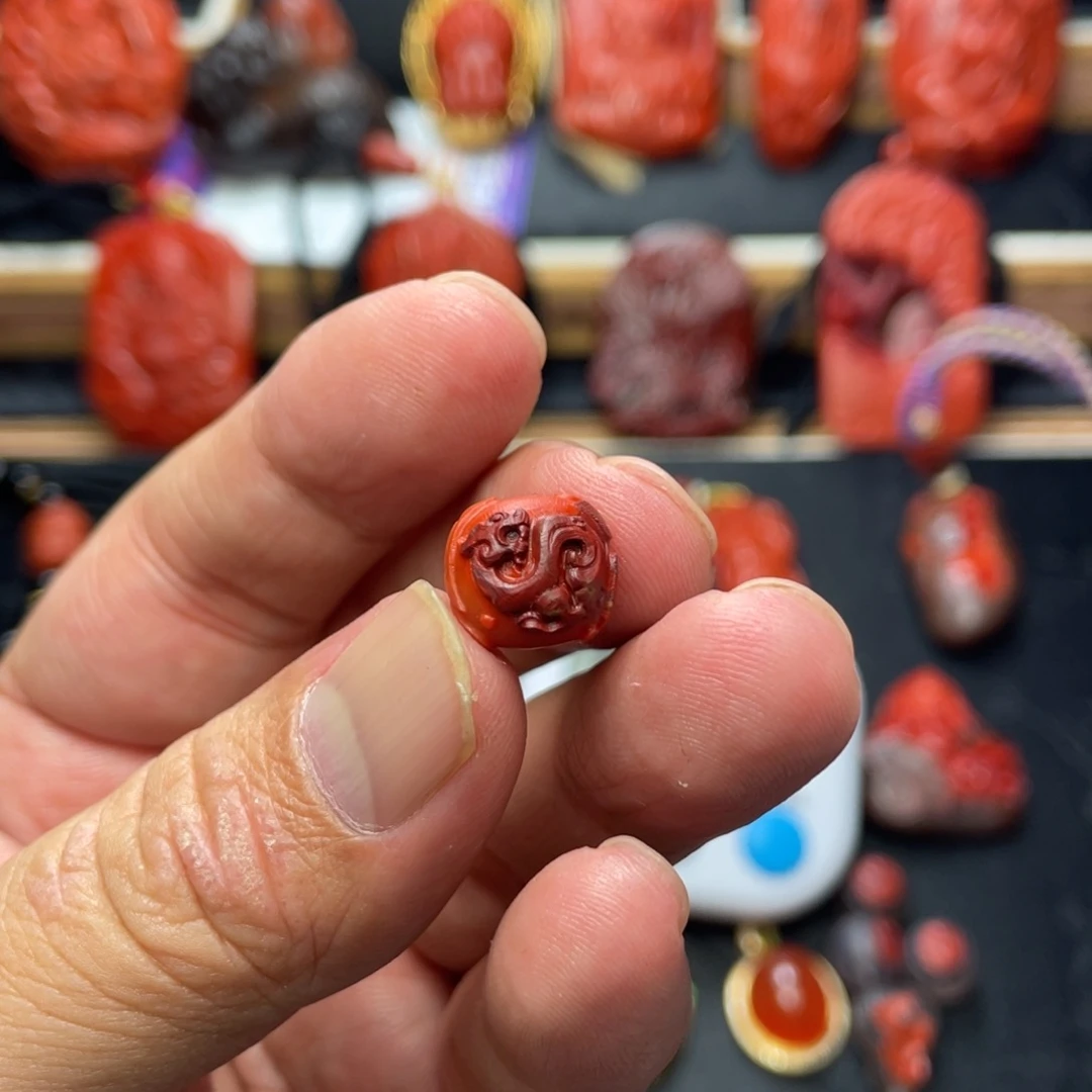 言***兮南红玛瑙未镶嵌颈饰