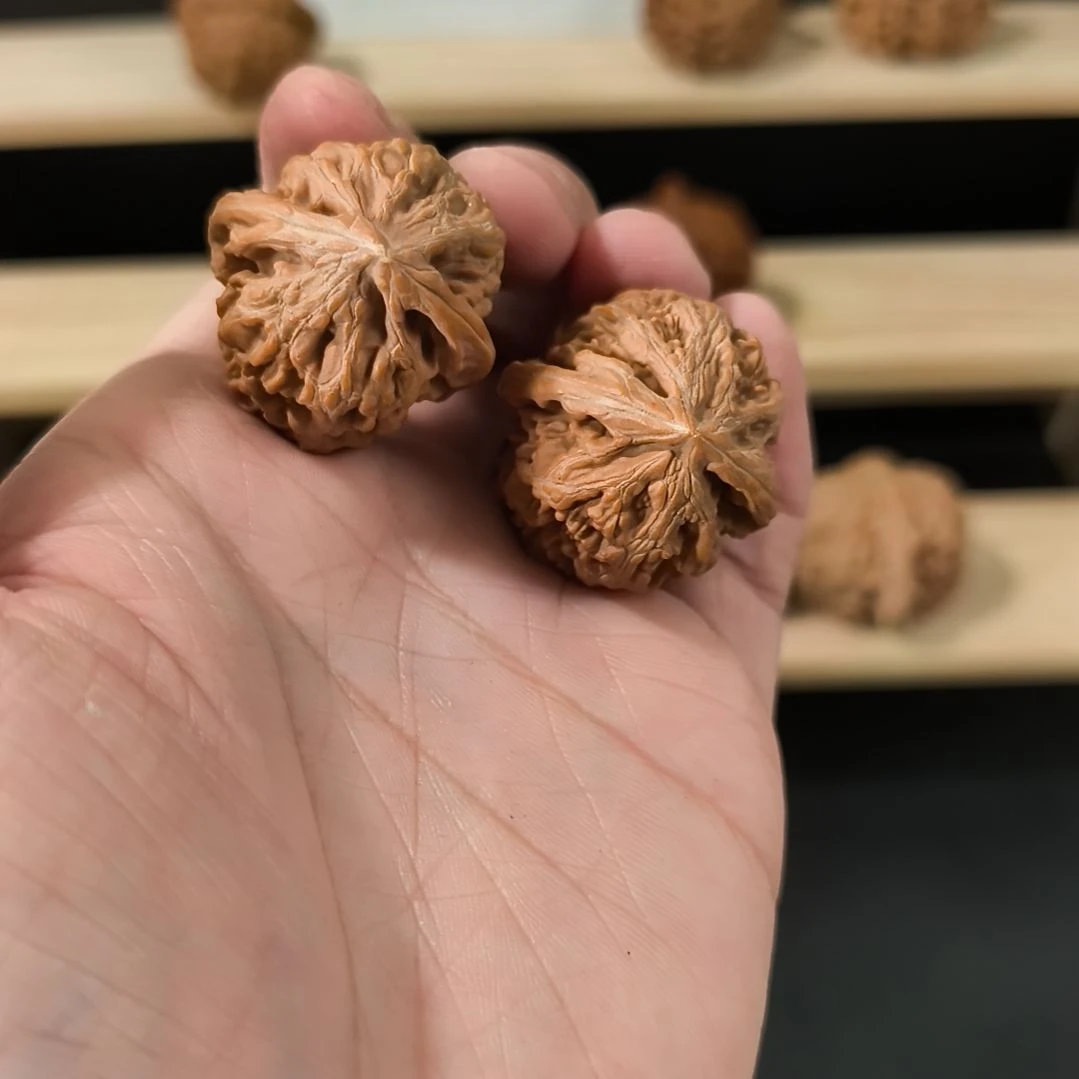 文玩核桃吊坠31凤凰台