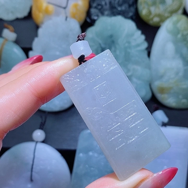 定制翡翠未镶嵌翡翠