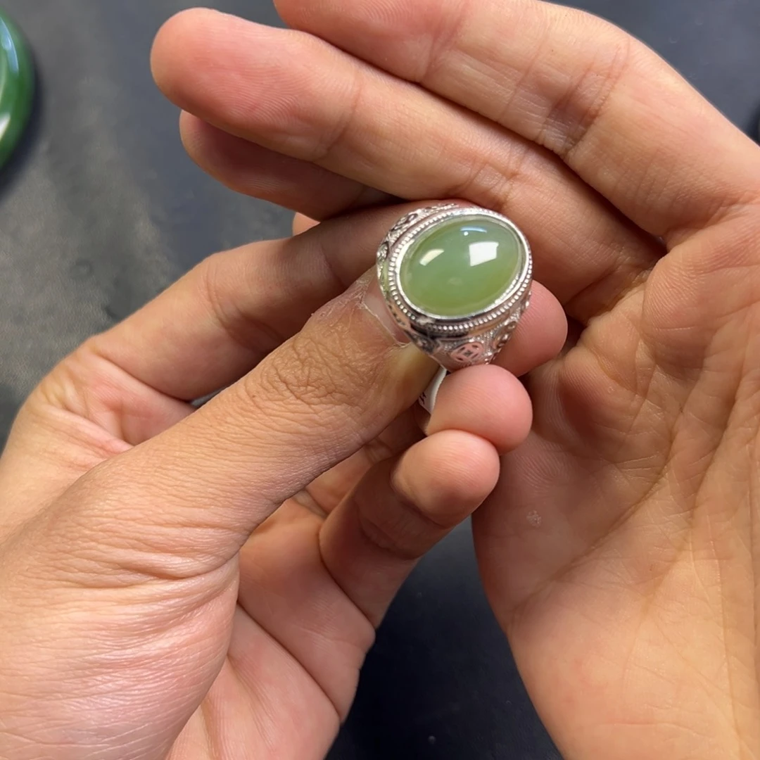 颈饰银S925镶嵌和田玉