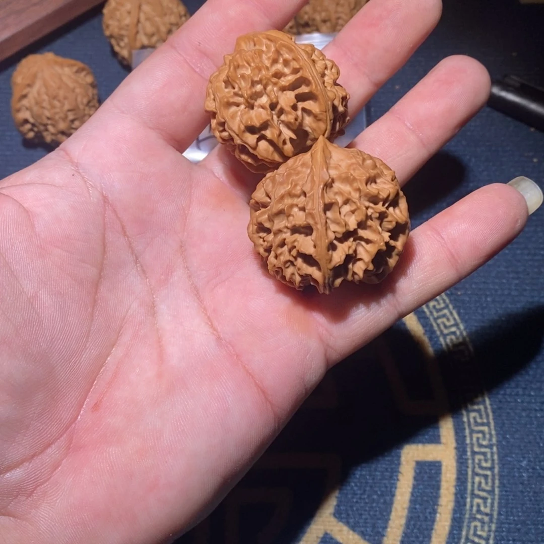 文玩核桃吊坠1**古野生