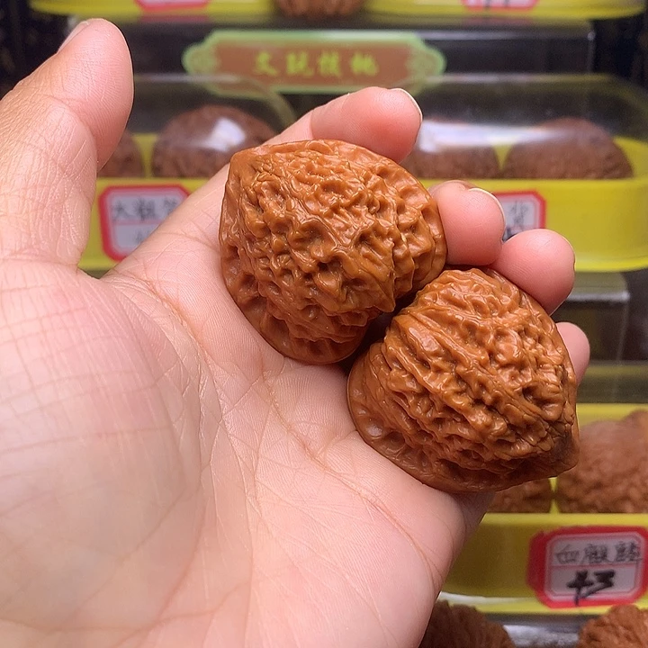 吊坠文玩核桃金牛