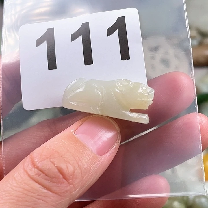 和田玉（糖玉）颈饰未镶嵌