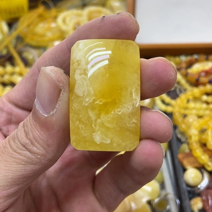 裸石蜜蜡未镶嵌吊坠