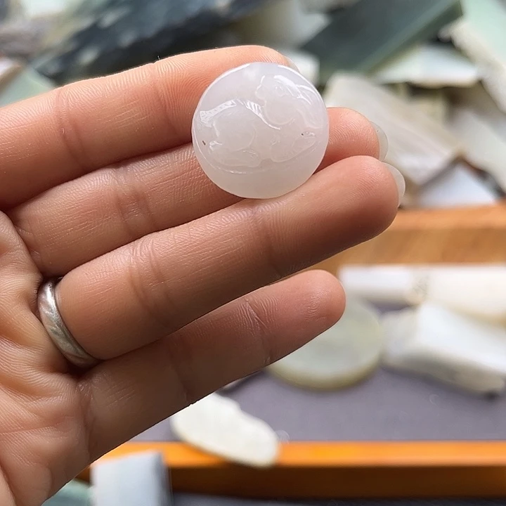 和田玉未镶嵌挂件