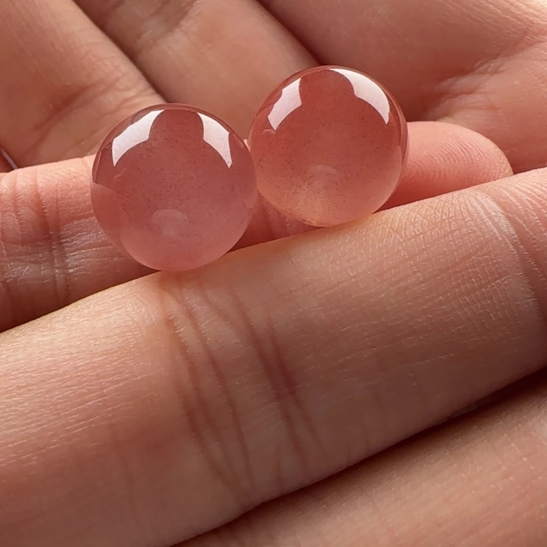 南红玛瑙未镶嵌圆珠：12.3藕粉珠