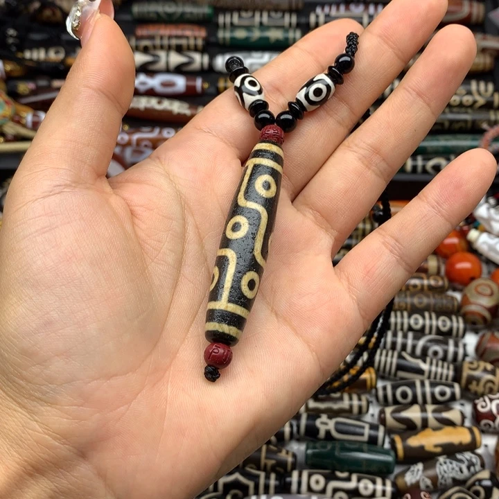 玛瑙/玉髓未镶嵌吊坠(赠链)