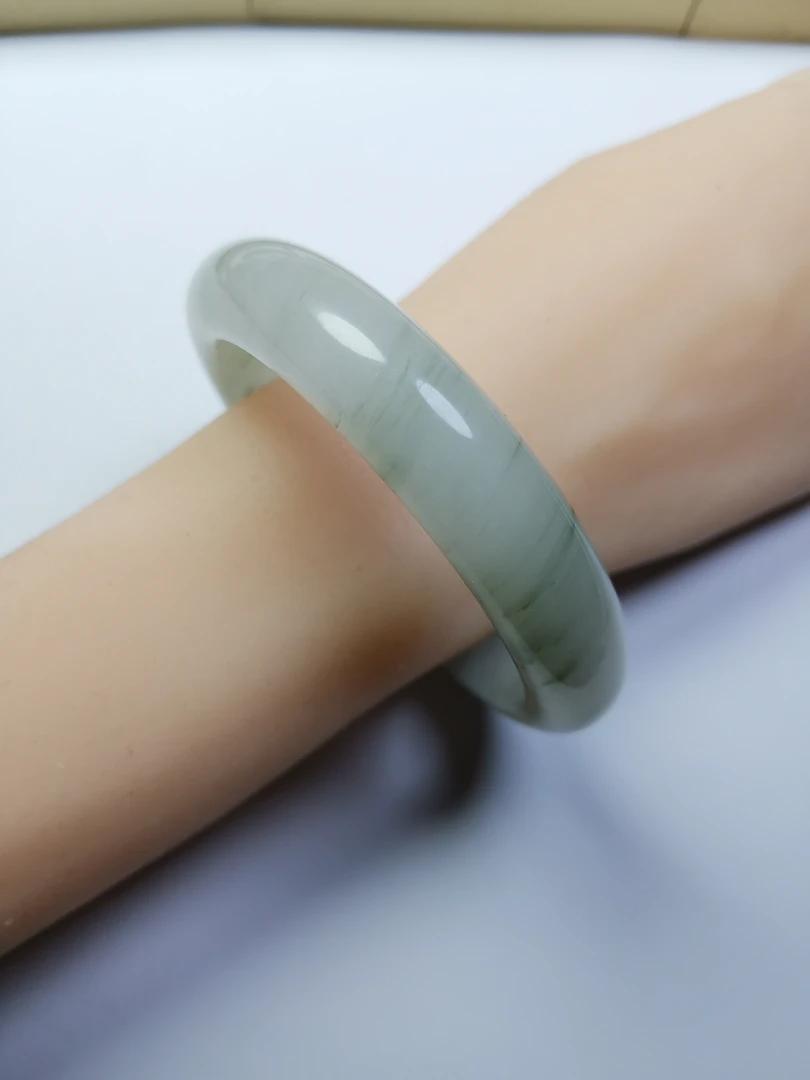 164号m-62--63圈口-精品高货-漂亮-漂亮-天山翠雪翠-天然玉石