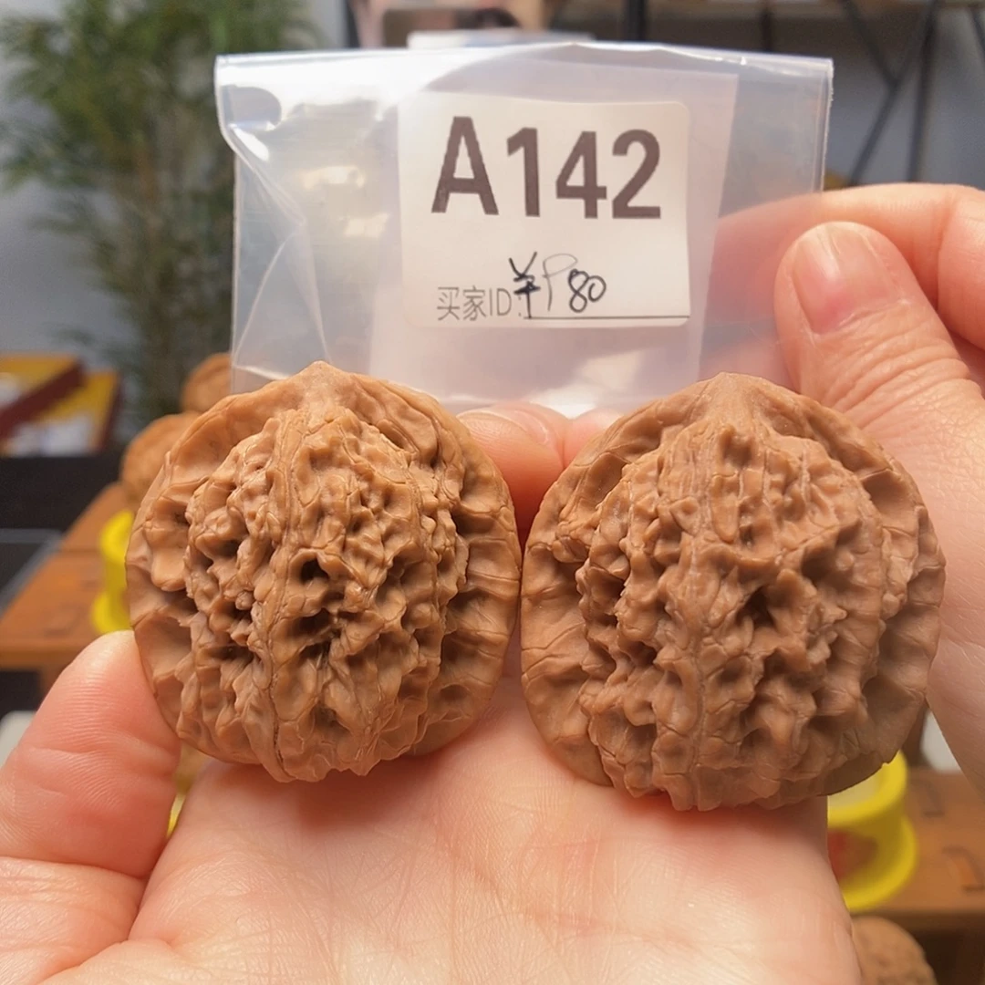 文玩核桃吊坠马老四42
