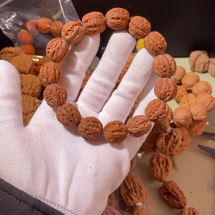 文玩核桃手串……31微瑕