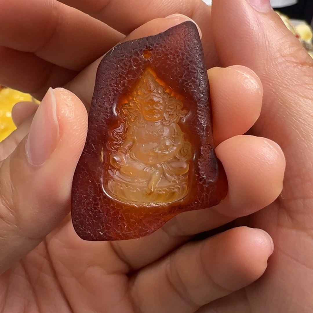 琥珀未镶嵌裸石琥珀