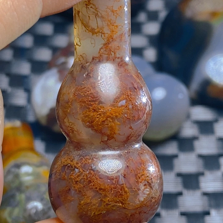 玛瑙/玉髓颈饰未镶嵌红****?