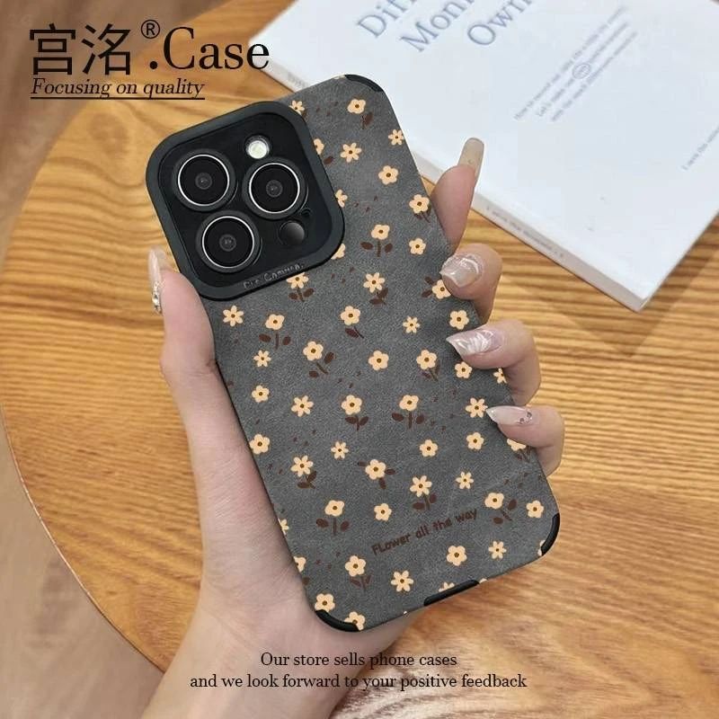 棕底满屏小花朵瞳眼贴皮壳适用于iPhoneiPhone苹果17手机壳华为op