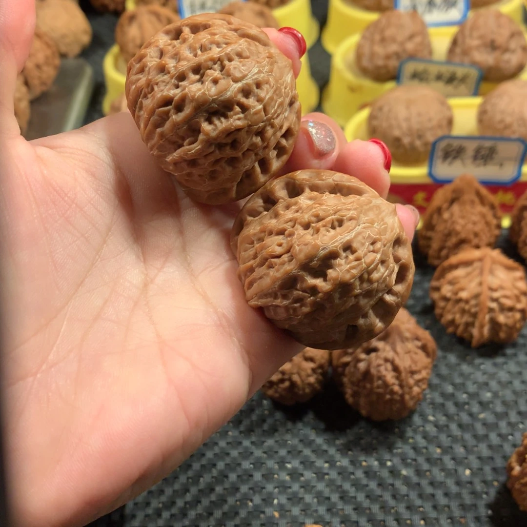 文玩核桃把件铁锤妹妹