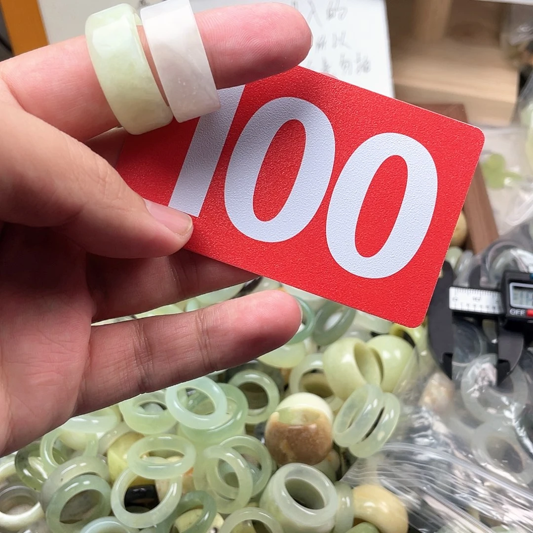 k***魚蛇纹石玉合金颈饰