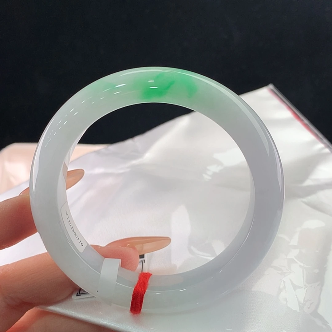 【闪购商品】未镶嵌手镯翡翠57.8，57/58