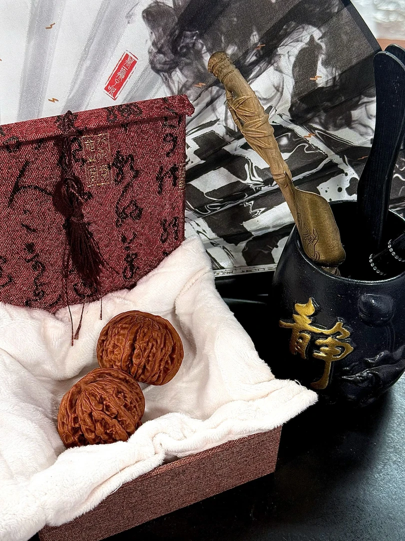 文玩核桃四座楼卡4.5 444（无礼盒）