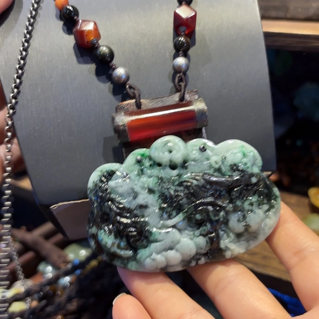 翡翠未镶嵌颈饰原创