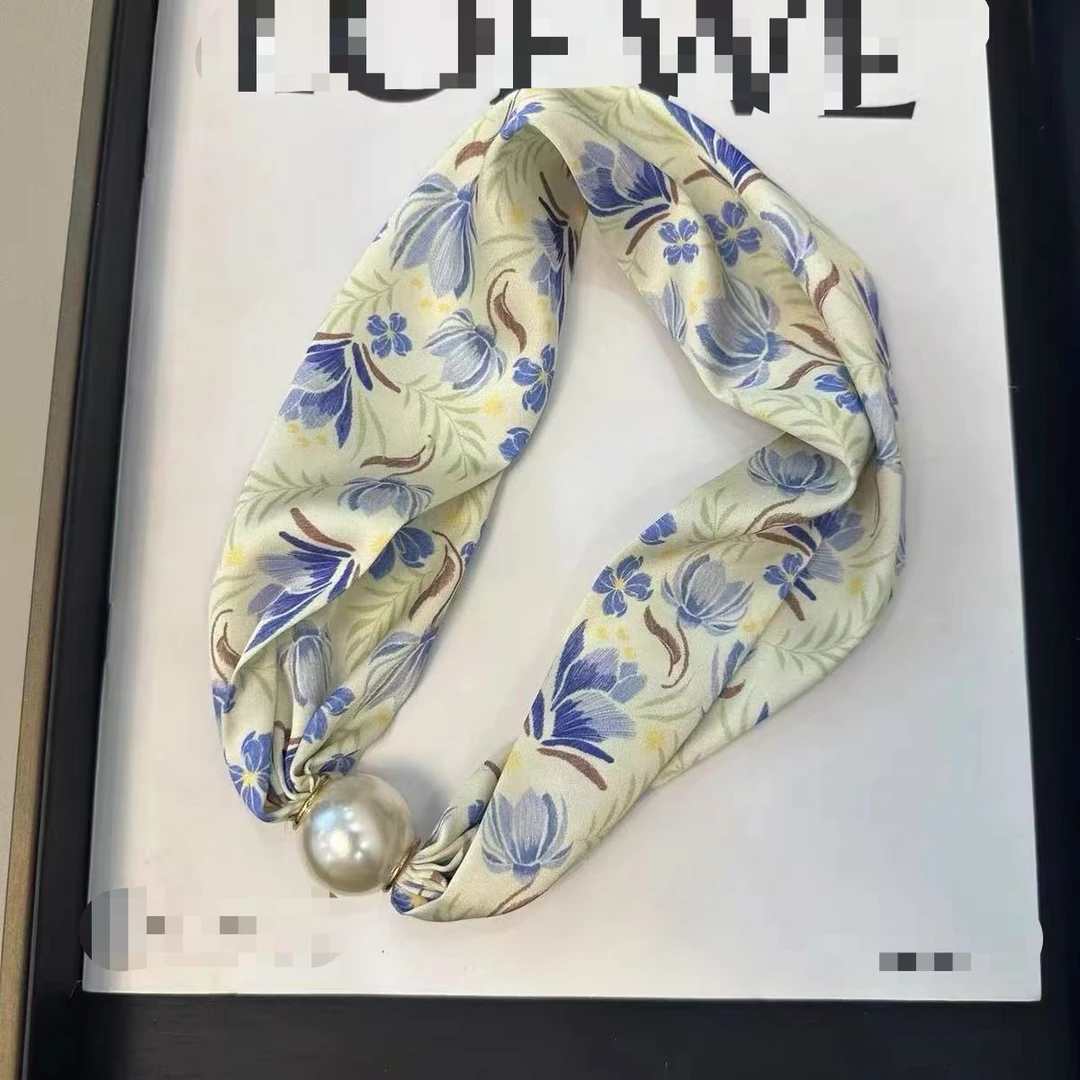 兰卡家百搭小丝巾