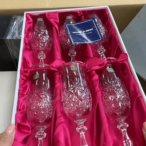 C*瓷器。瓷器。瓷器。