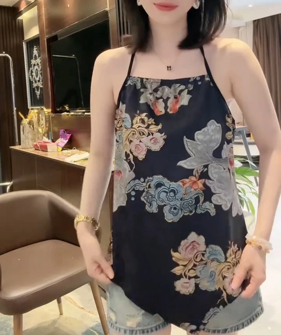 国风古韵大花朵吊带肚兜【实物微色差】