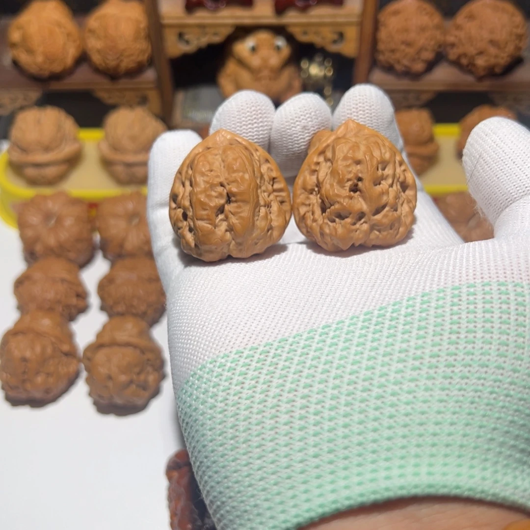 文玩核桃把件蛤蟆头