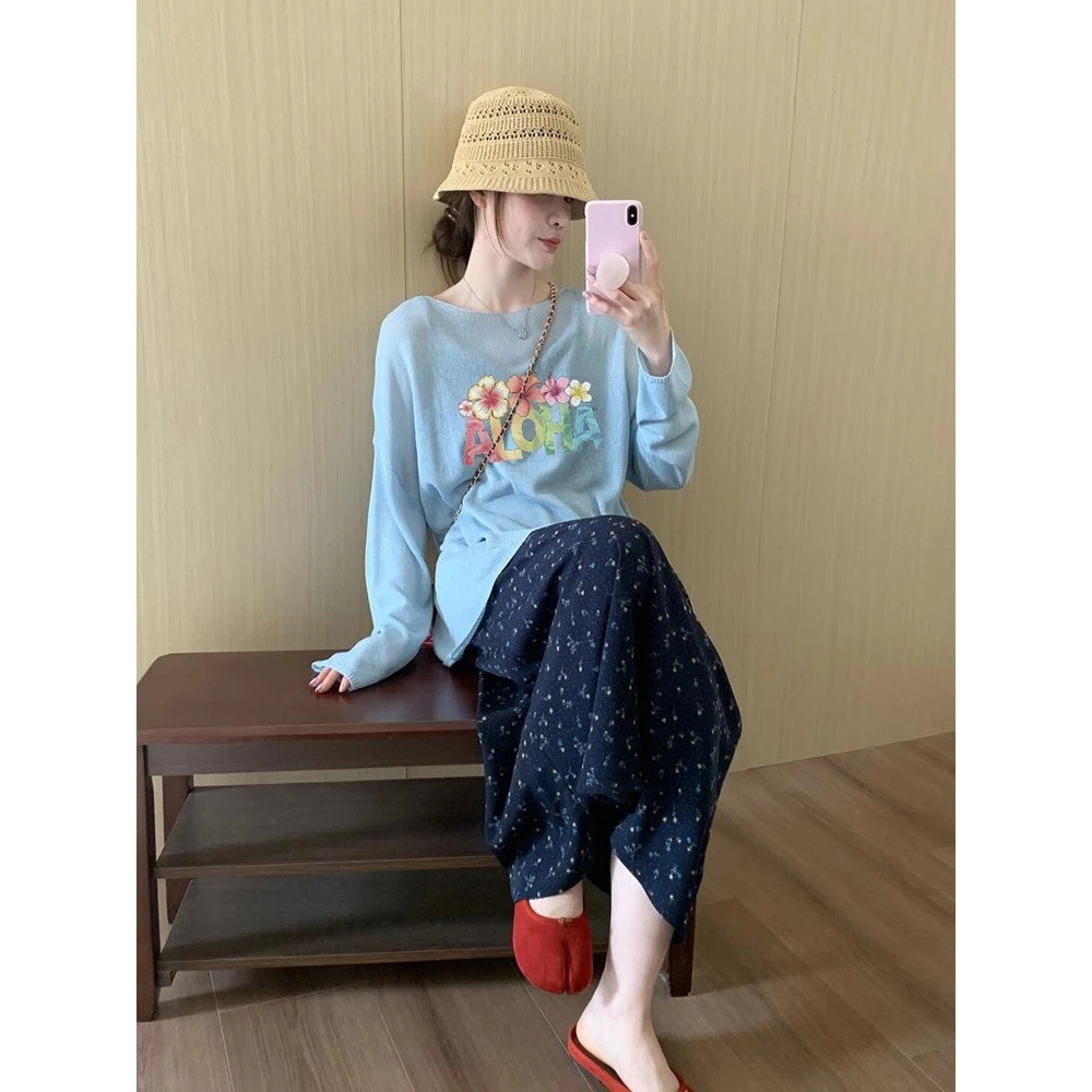 今年流行漂亮韩里韩气薄款防晒罩衫高级感蓝色字母印花t恤女夏季