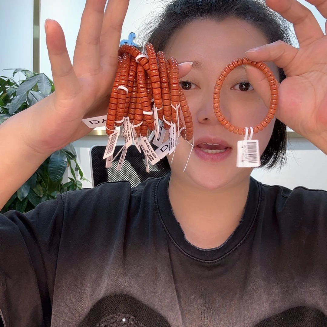 南红玛瑙珠宝奇石未镶嵌64 多样性发货发其一