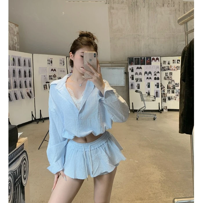 蓝色格子长袖短款衬衫上衣女秋季穿搭时尚套装a字半身裙裤两件套