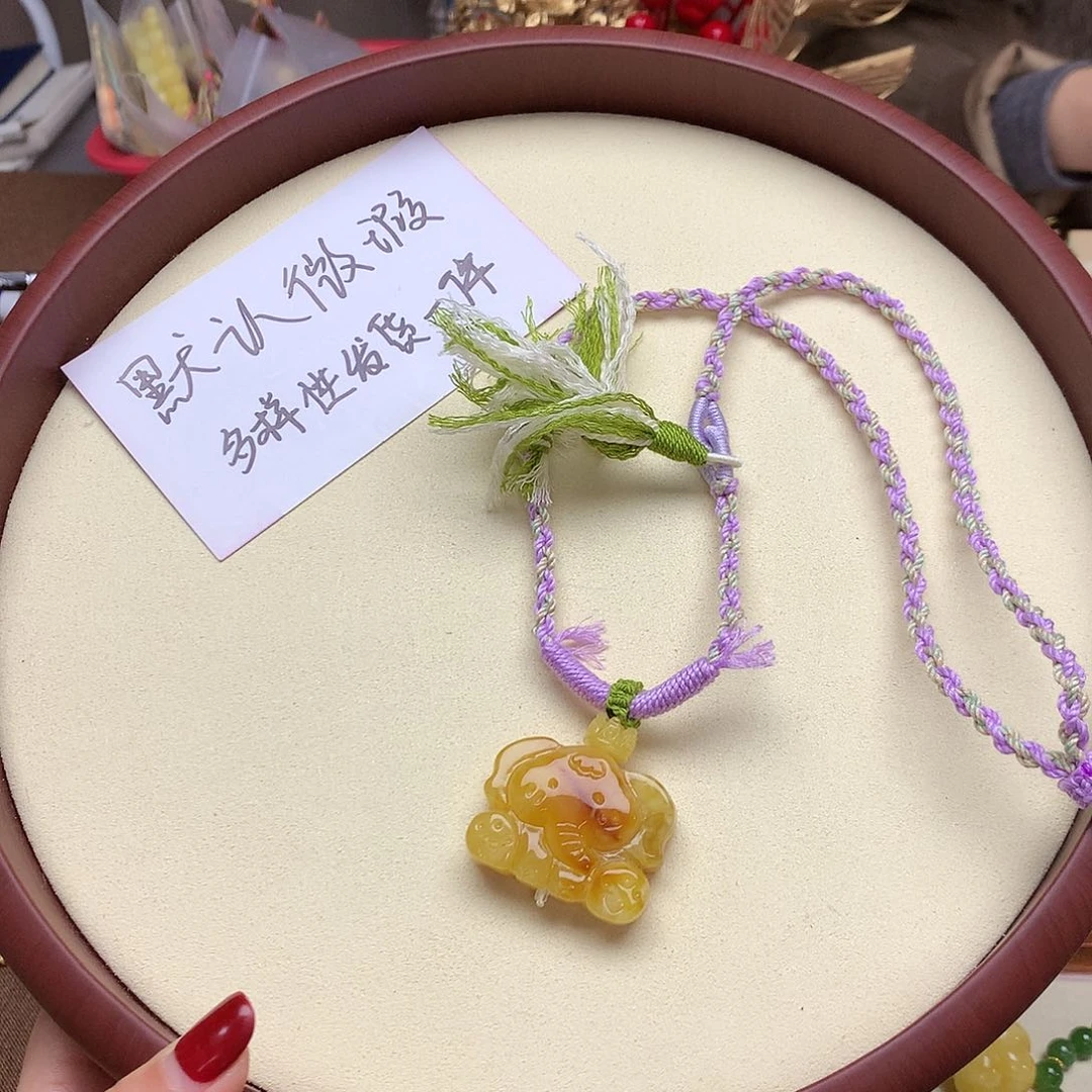 琥珀吊坠(不含链)未镶嵌