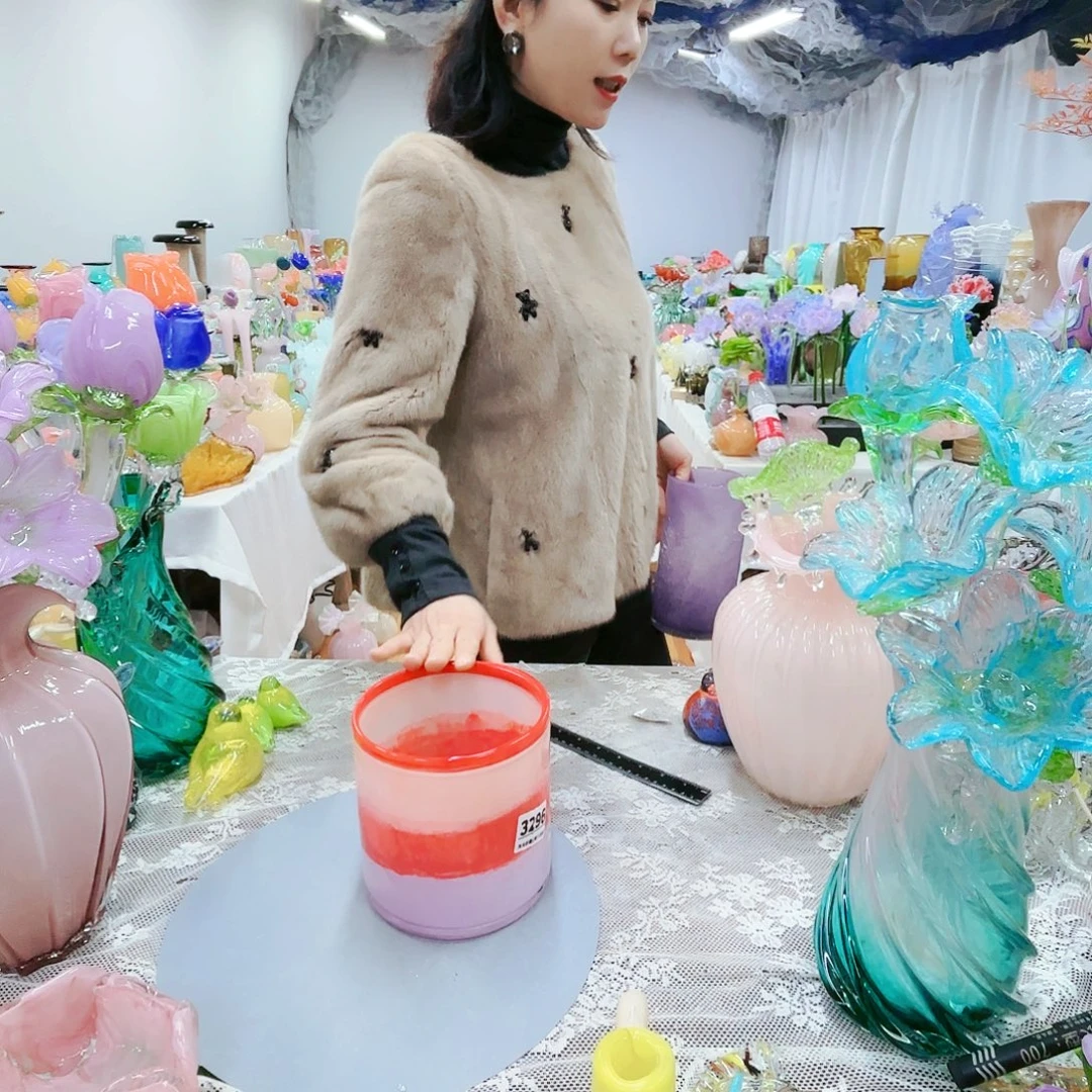 福利不退不换琉璃花瓶艺术品