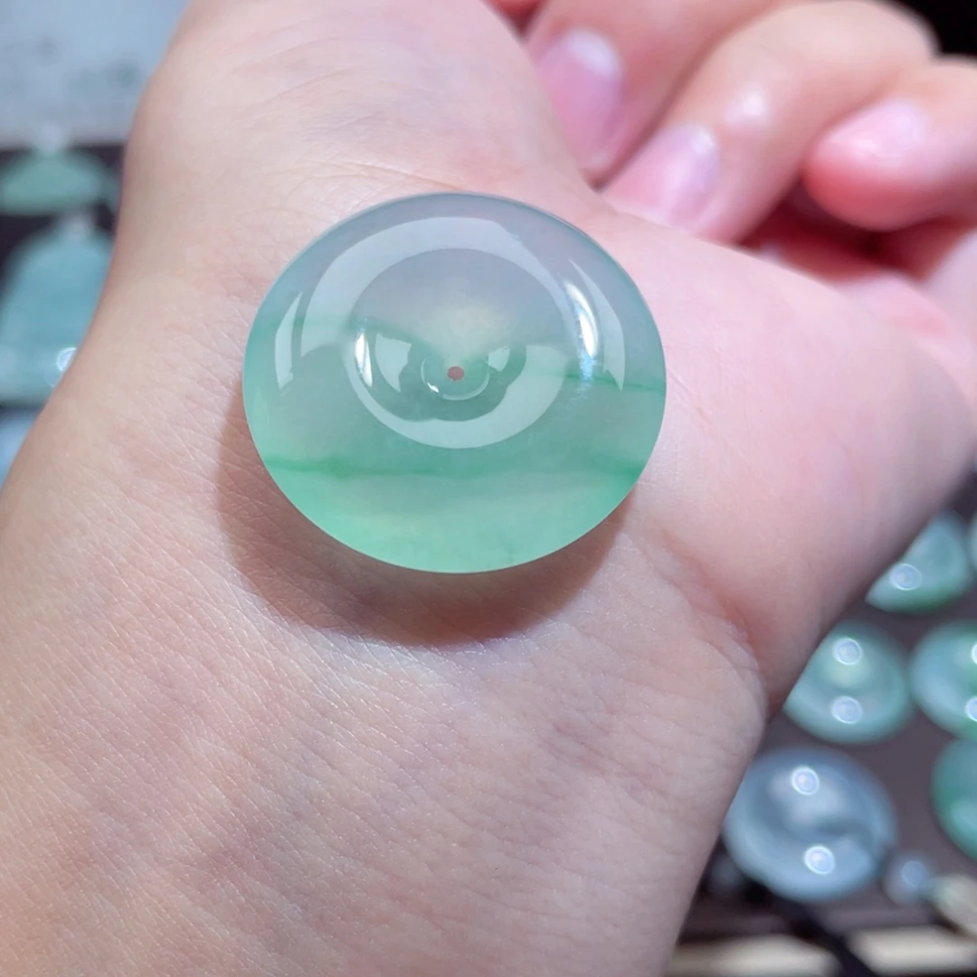 颈饰未镶嵌翡翠扣子