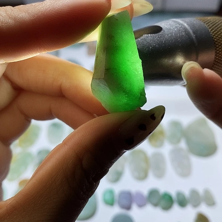 翡翠散珠天然翡翠