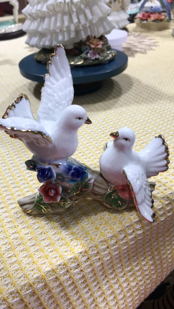 和平鸽陶瓷小摆件