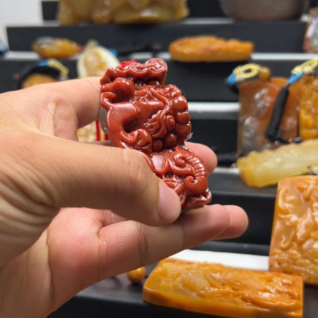 石英质玉（黄龙玉）未镶嵌多选发其一