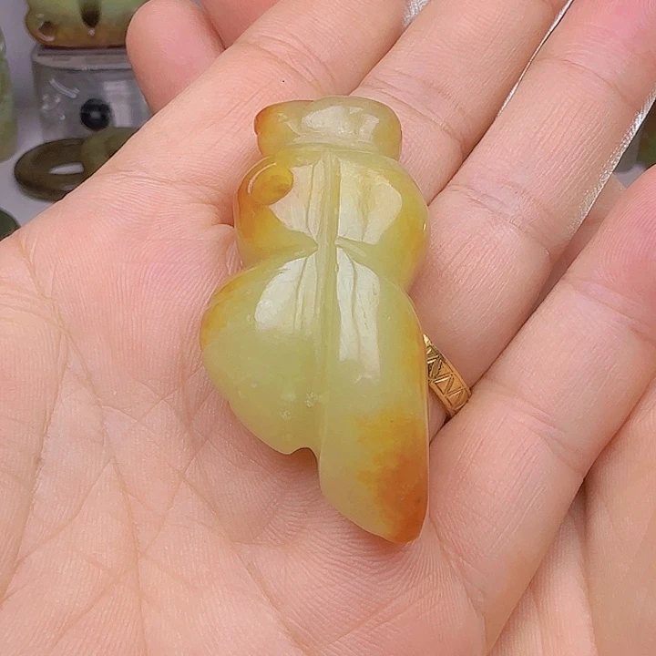 和田玉未镶嵌吊坠(不含链)