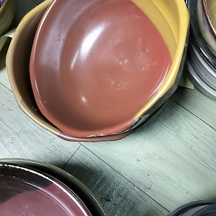 盘瓷片陶瓷杯盘壶碗都有