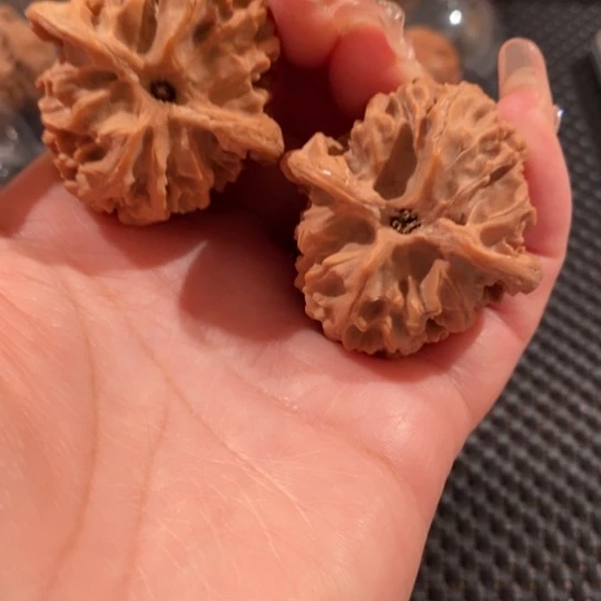 吊坠文玩核桃42全品苹果园